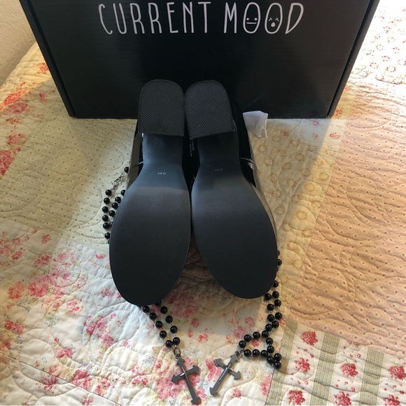 NIB Sold Out Dollskill Widow Behavior Management Platform Mary Janes - Picture 5 of 7